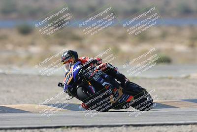 media/Oct-05-2025-CVMA (Sun) [[beeef4f201]]/Race 5-Amateur Supersport Open (Holeshot)/